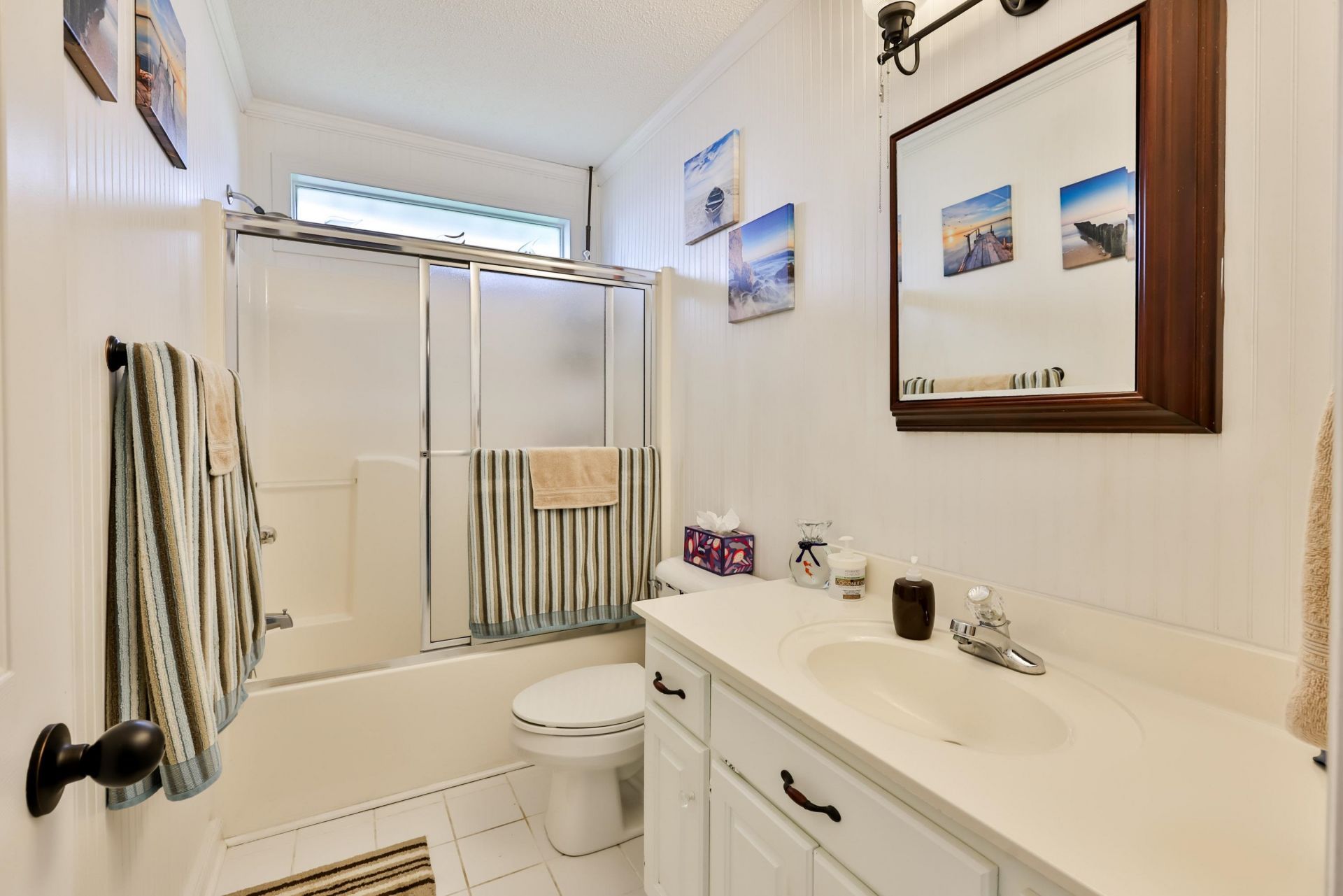 893 Castlewood Dr.  Photo 21