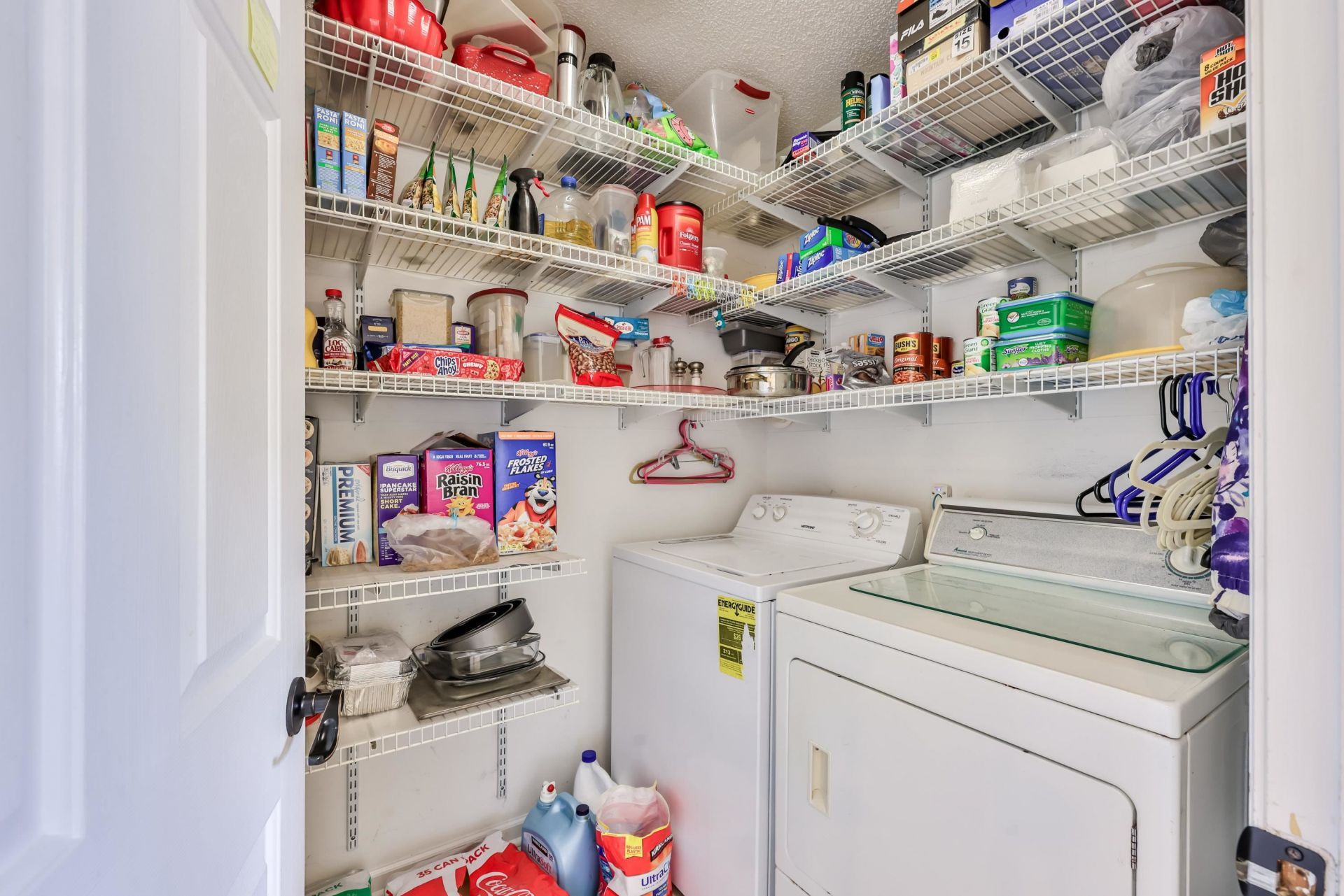 893 Castlewood Dr.  Photo 22