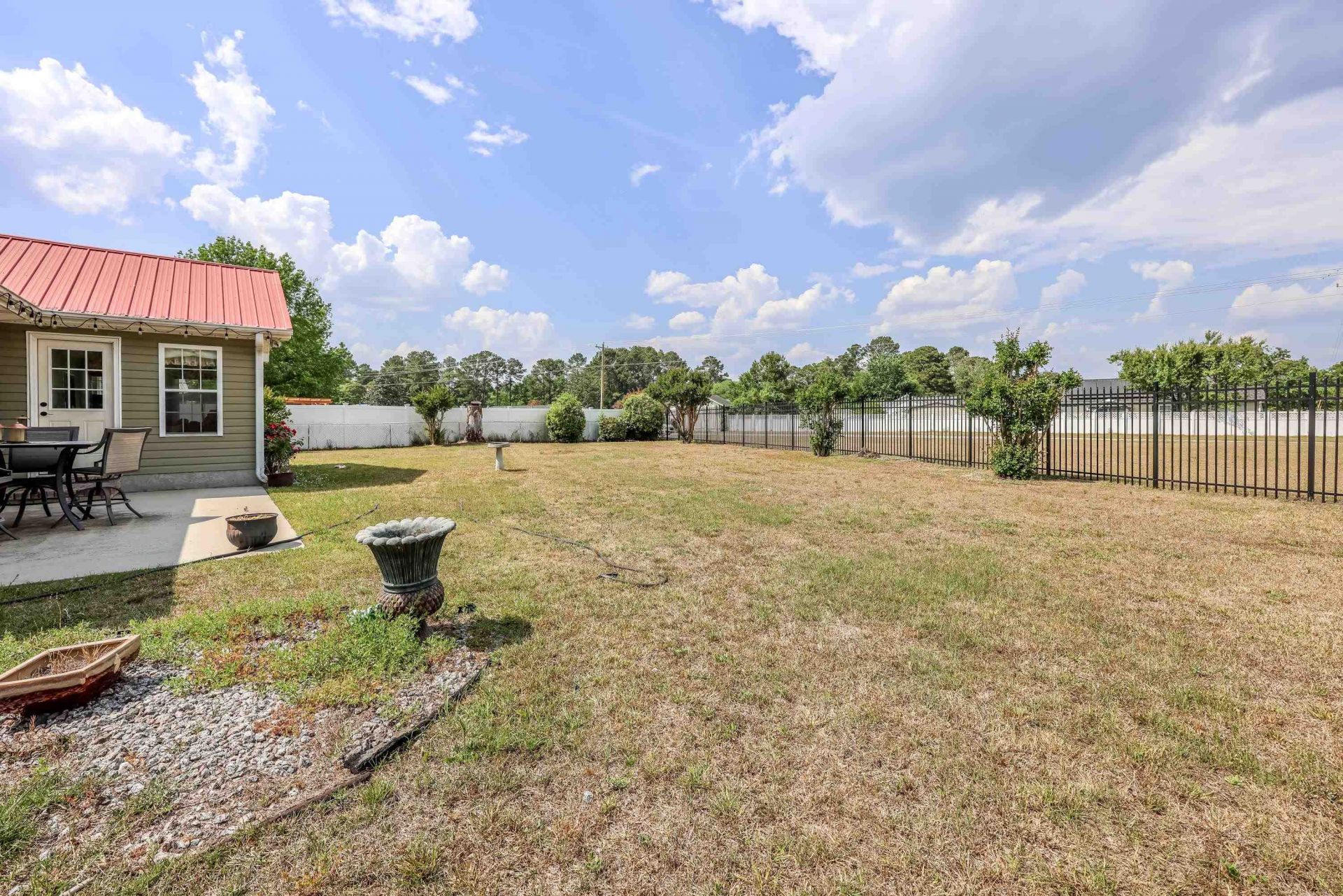 893 Castlewood Dr.  Photo 27