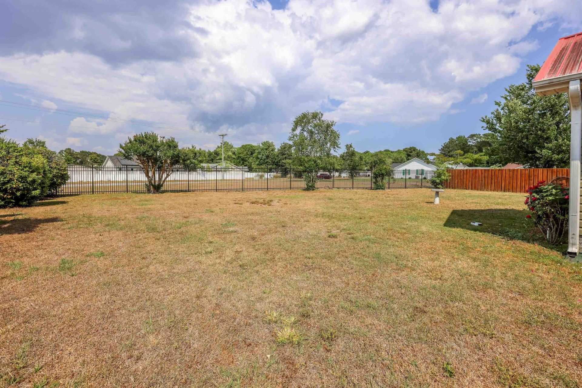 893 Castlewood Dr.  Photo 29