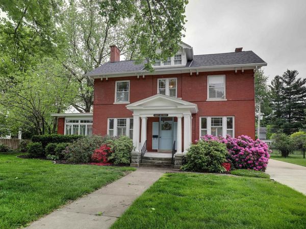 2120 GROVE Avenue, Quincy, IL 62301