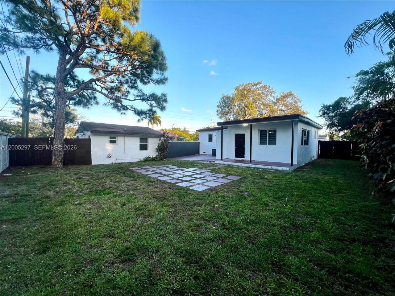 1715 NW 180th Ter, Miami Gardens, FL 33056 Photo