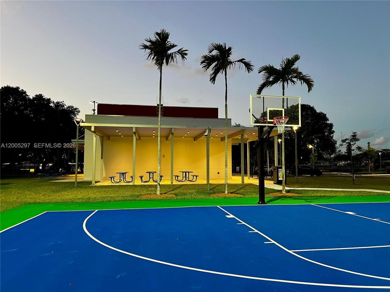 1715 NW 180th Ter, Miami Gardens, FL 33056 Photo