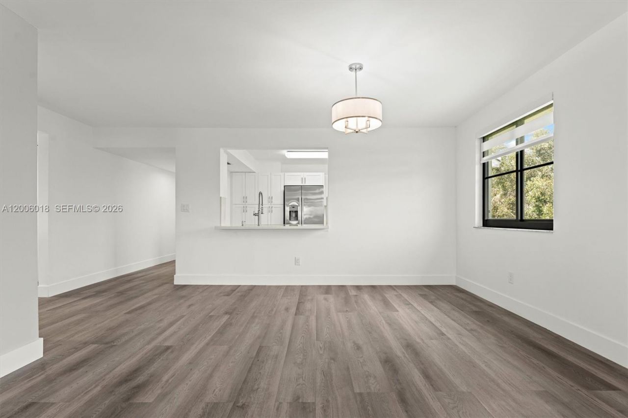 16171 Blatt Blvd, Unit 401, Weston, FL 33326 Photo