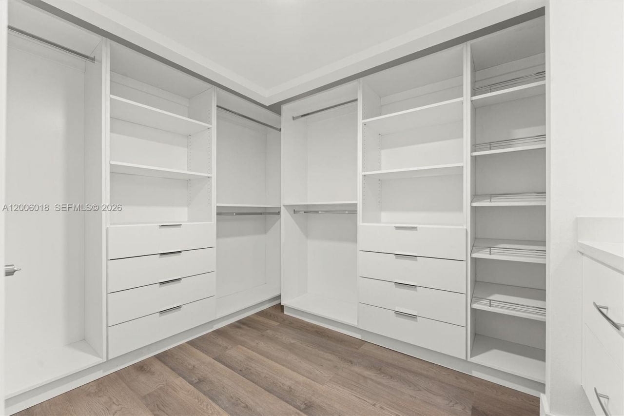16171 Blatt Blvd, Unit 401, Weston, FL 33326 Photo