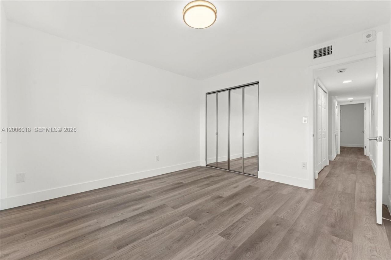 16171 Blatt Blvd, Unit 401, Weston, FL 33326 Photo