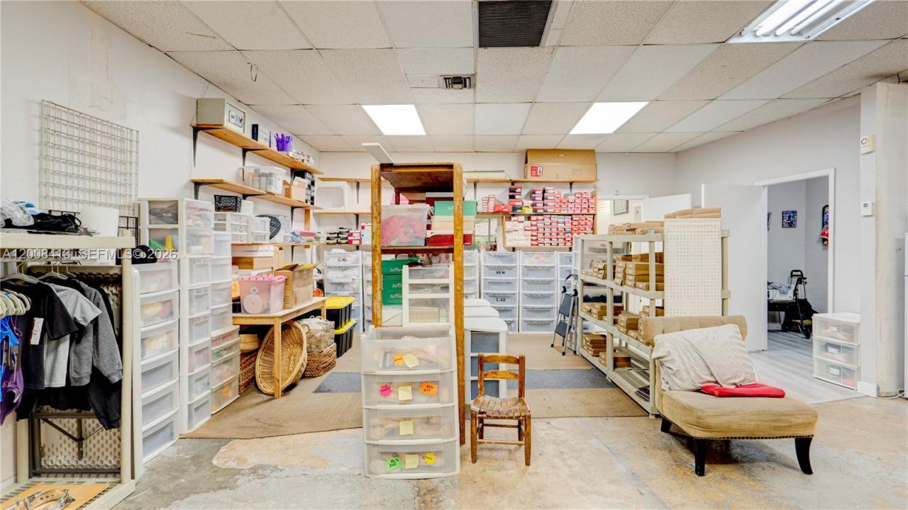 68 169 St , Hialeah, FL 33015 Photo