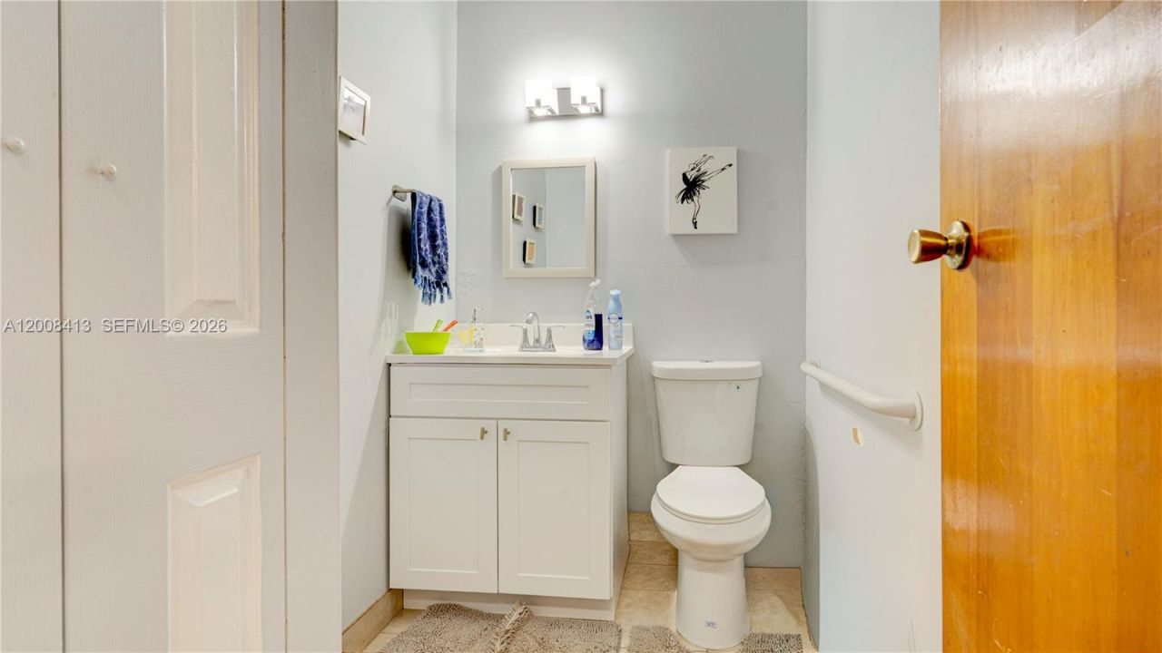 68 169 St , Hialeah, FL 33015 Photo