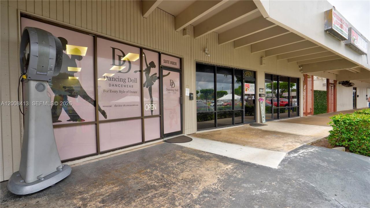 68 169 St , Hialeah, FL 33015 Photo