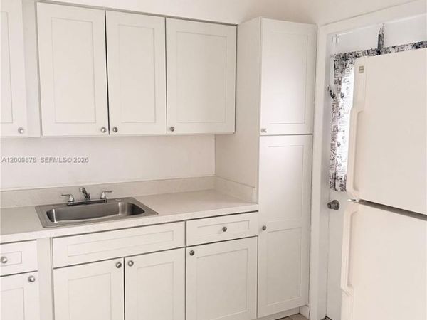 1990 NW 183rd St, Unit 8, Miami Gardens, FL 33056