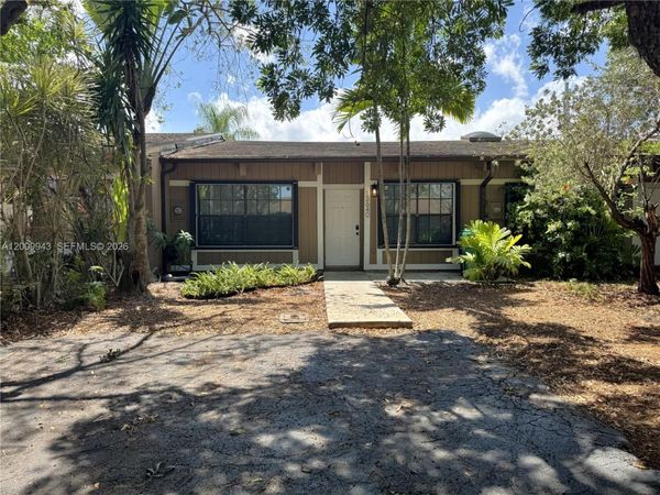 13640 SW 102nd Ln, Unit 13640, Miami, FL 33186