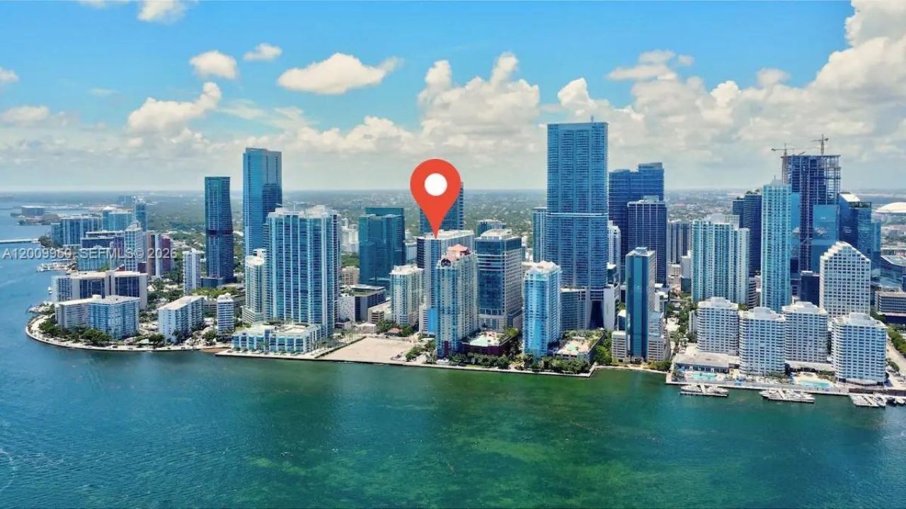 1200 Brickell Bay Dr , Unit 1404, Miami, FL 33131 Photo