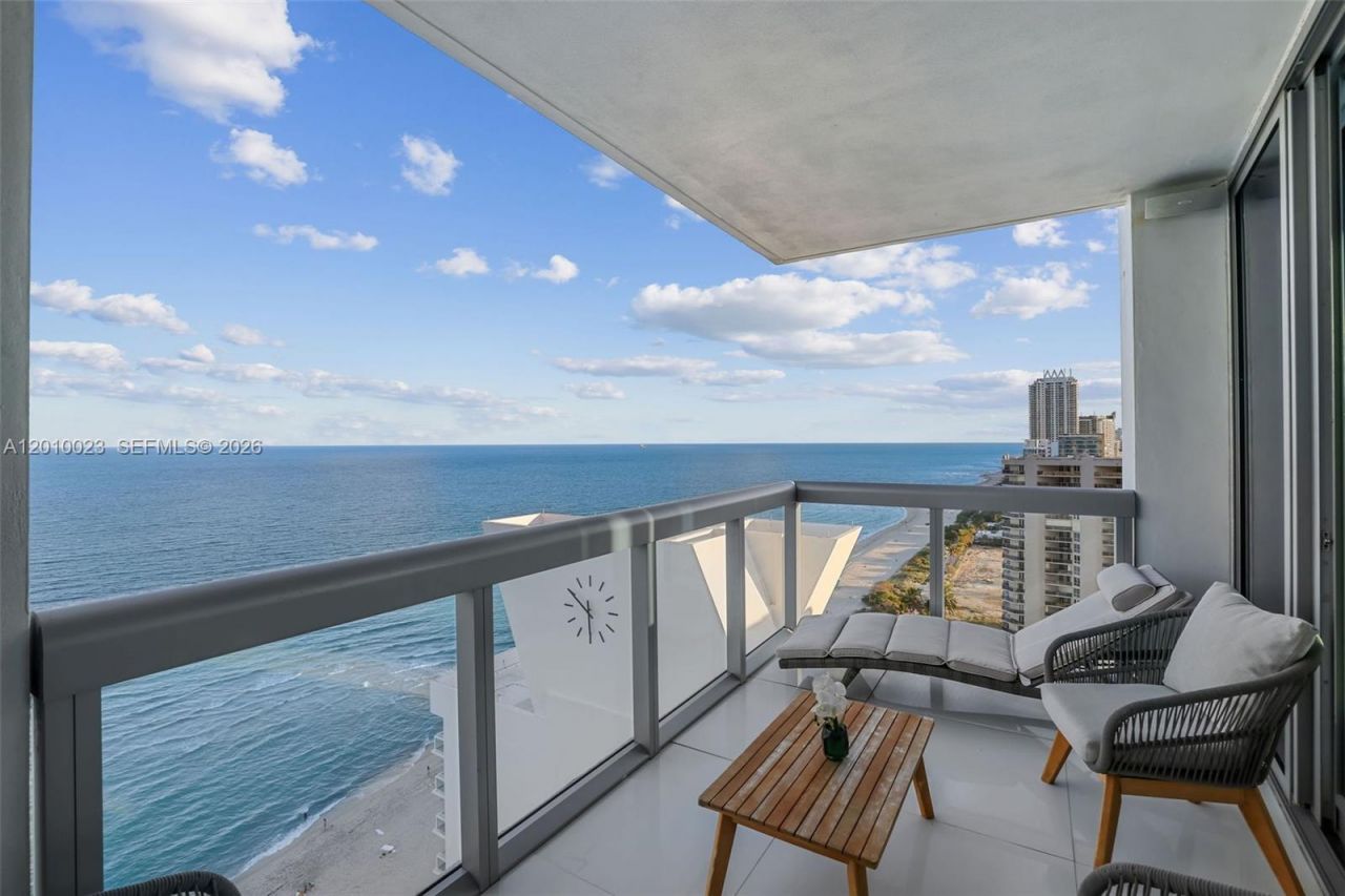 6899 Collins Ave, Unit 2208, Miami Beach, FL 33141 Photo