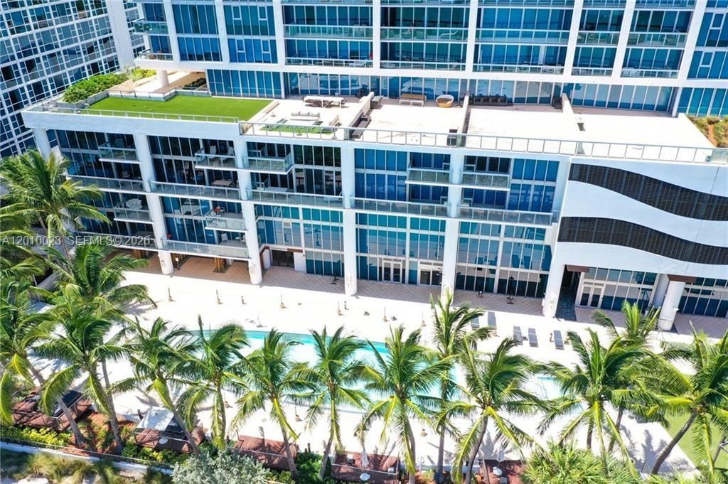 6899 Collins Ave, Unit 2208, Miami Beach, FL 33141 Photo