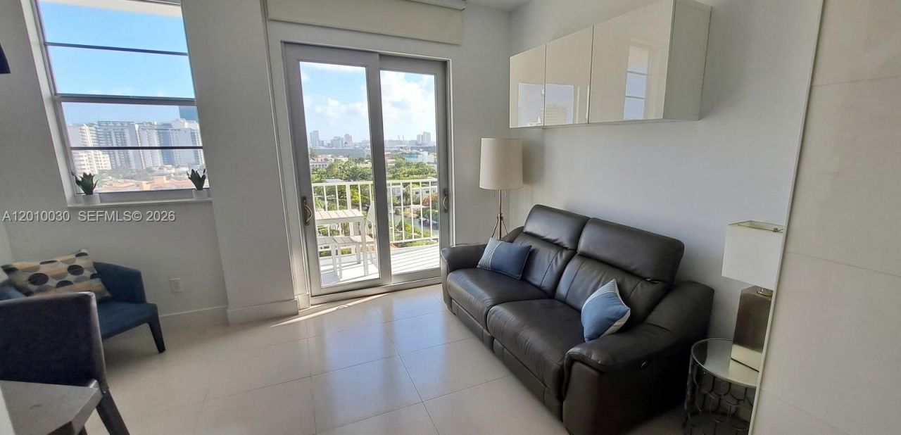 2829 Indian Creek Dr , Unit 1405, Miami Beach, FL 33140 Photo