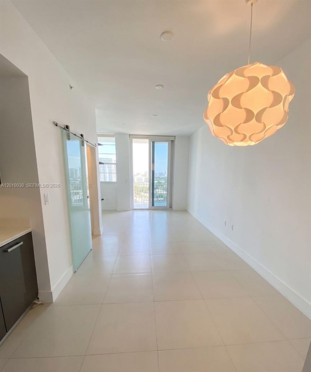 2829 Indian Creek Dr , Unit 1405, Miami Beach, FL 33140 Photo