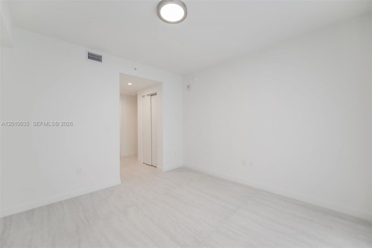 77 SE 5 Street, Unit 2603, Miami, FL 33131 Photo