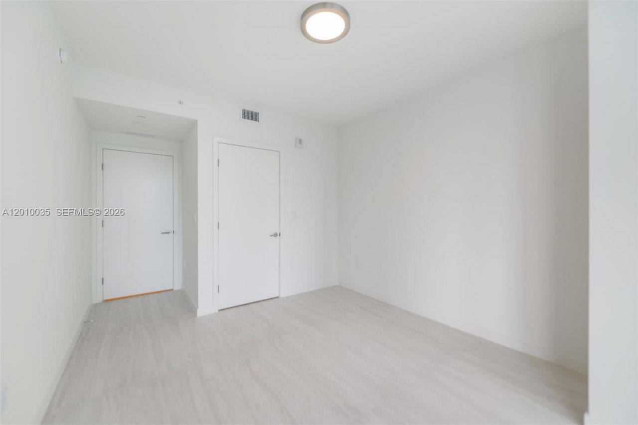 77 SE 5 Street, Unit 2603, Miami, FL 33131 Photo