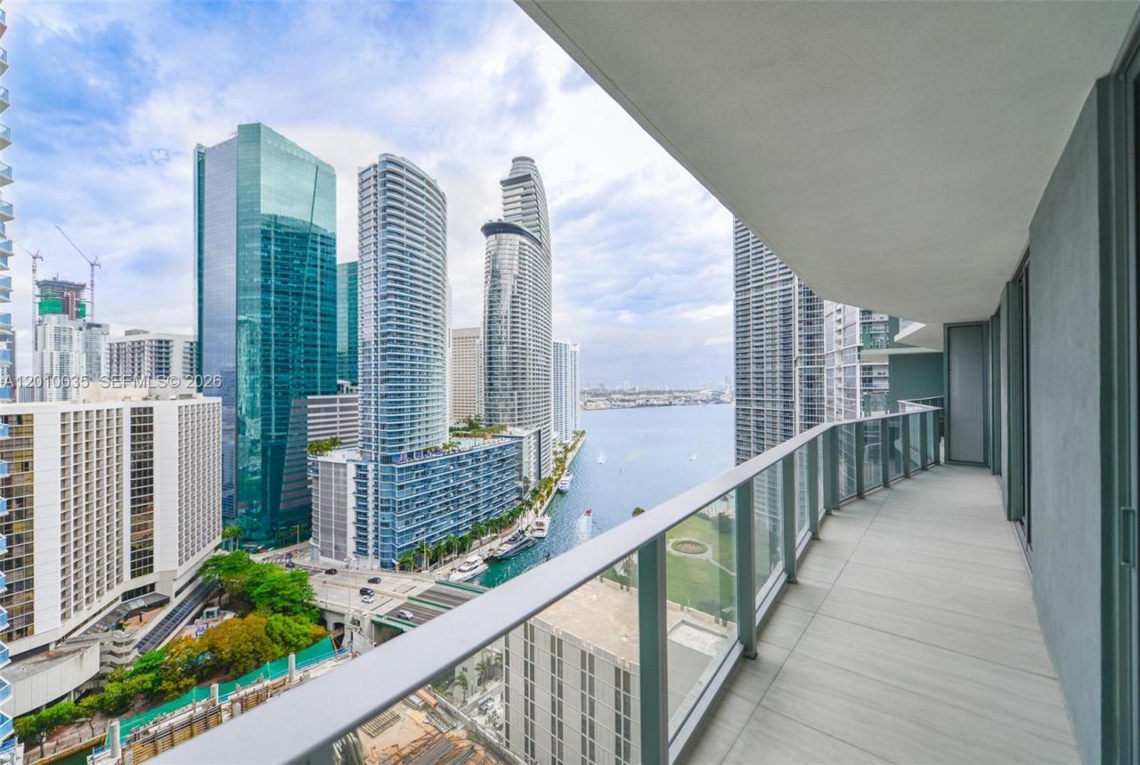 77 SE 5 Street, Unit 2603, Miami, FL 33131 Photo