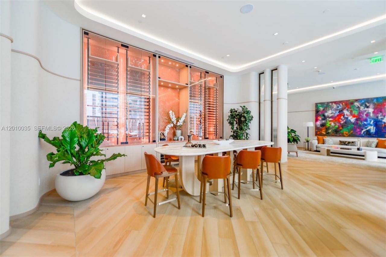 77 SE 5 Street, Unit 2603, Miami, FL 33131 Photo