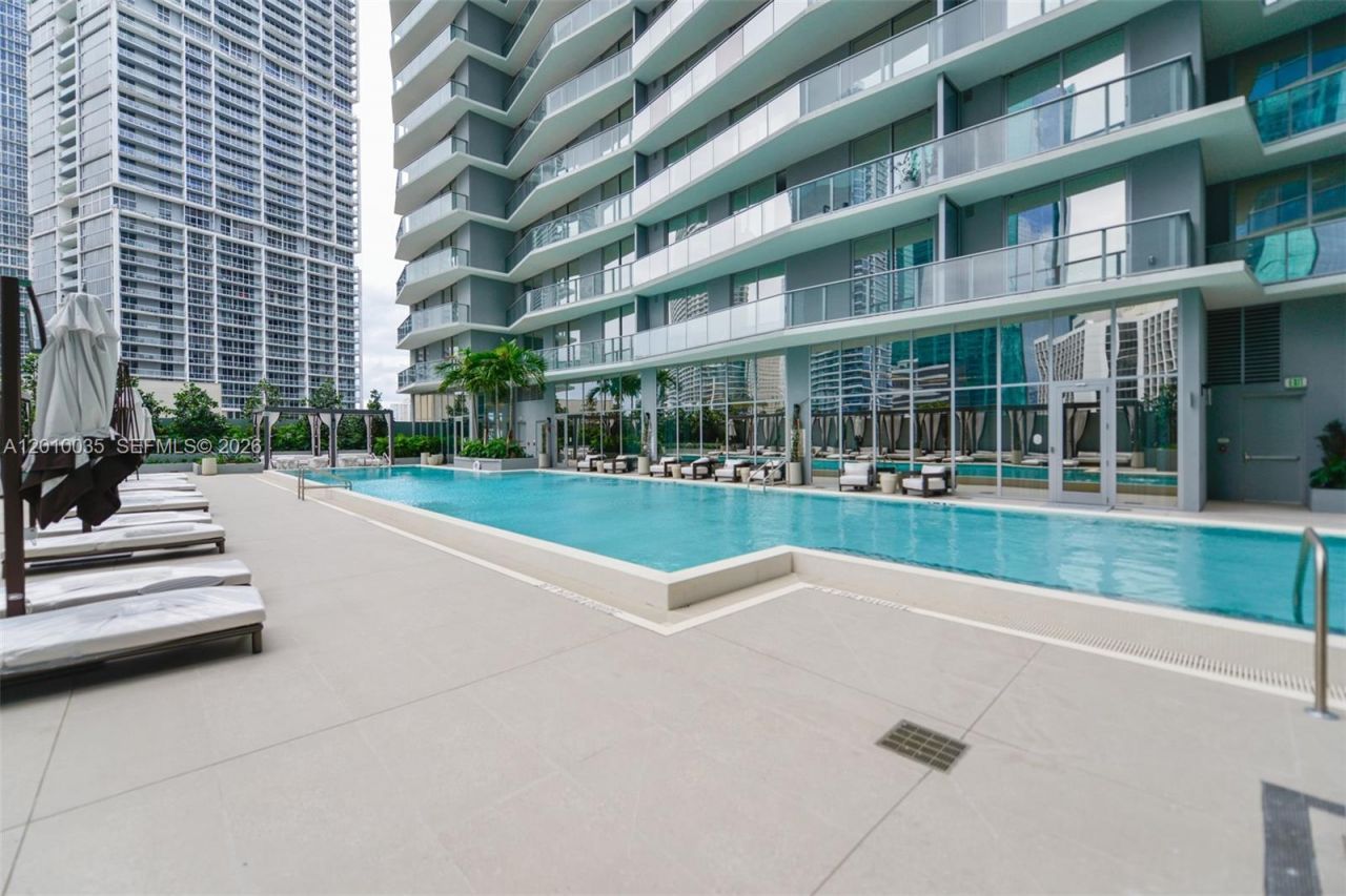 77 SE 5 Street, Unit 2603, Miami, FL 33131 Photo