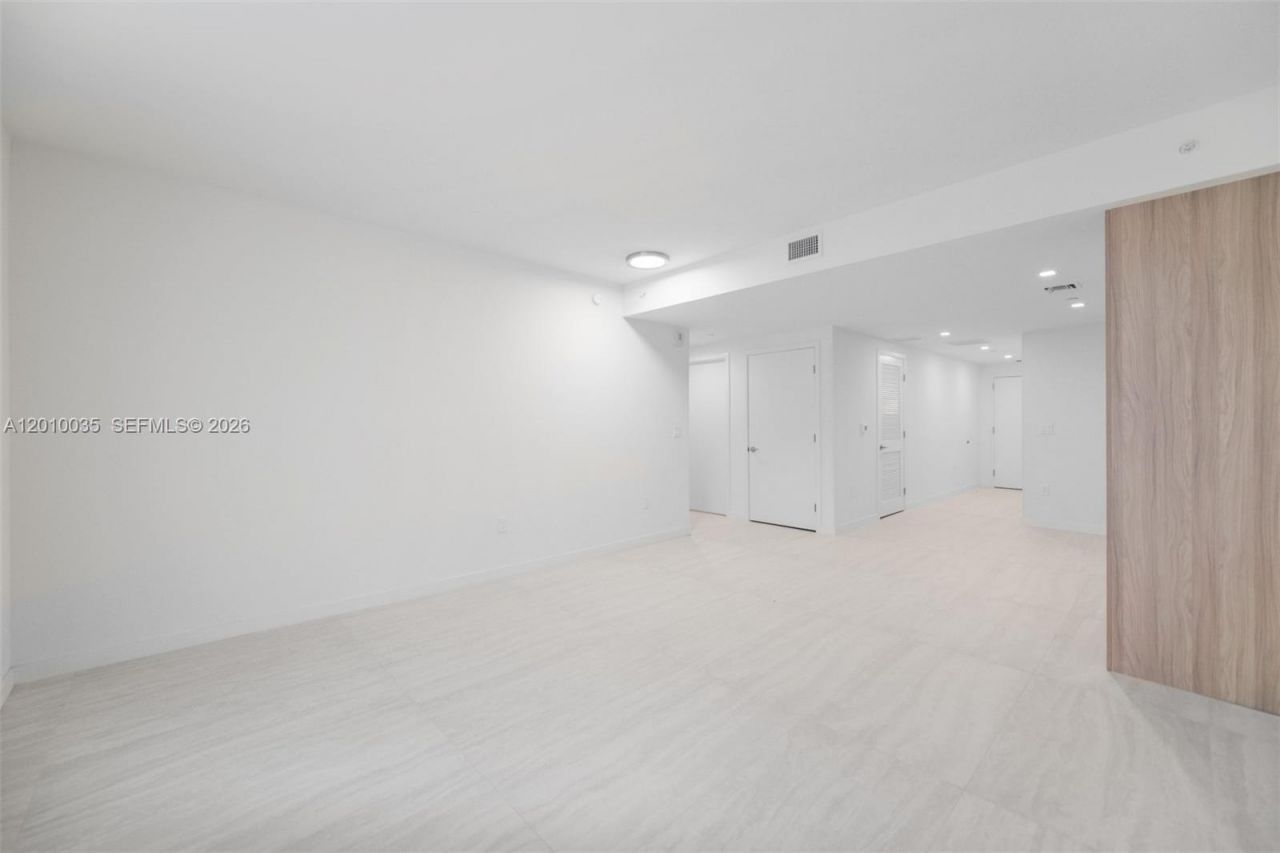 77 SE 5 Street, Unit 2603, Miami, FL 33131 Photo