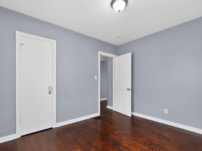 669 S Hampton Road , Columbus, OH 43213 Photo 17