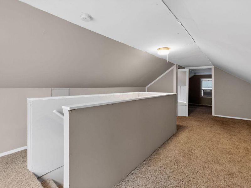 669 S Hampton Road , Columbus, OH 43213 Photo 24