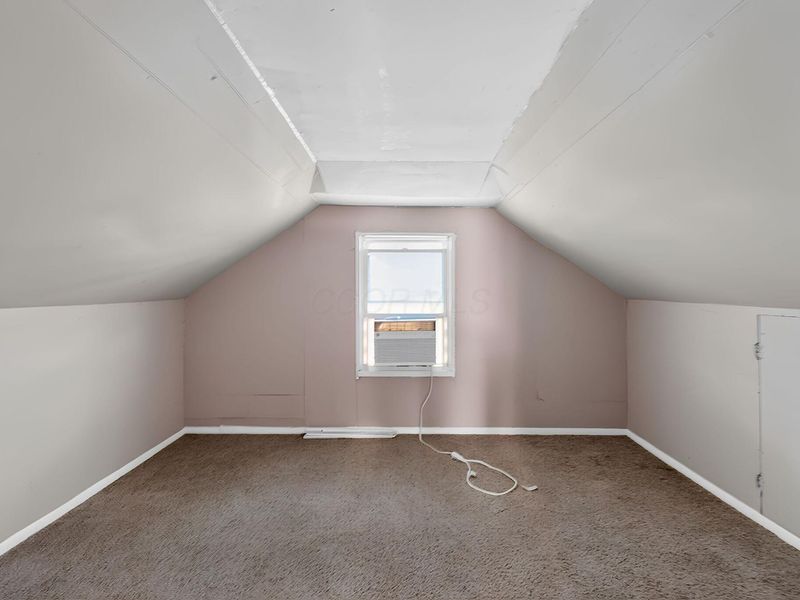 669 S Hampton Road , Columbus, OH 43213 Photo 25