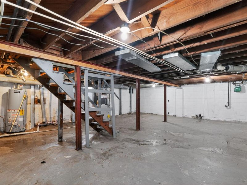 669 S Hampton Road , Columbus, OH 43213 Photo 27