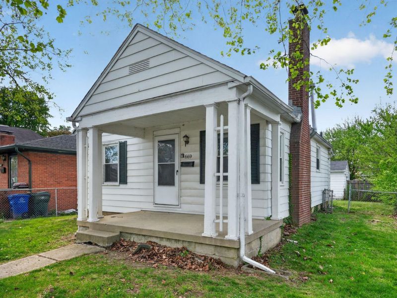 669 S Hampton Road , Columbus, OH 43213 Photo 3