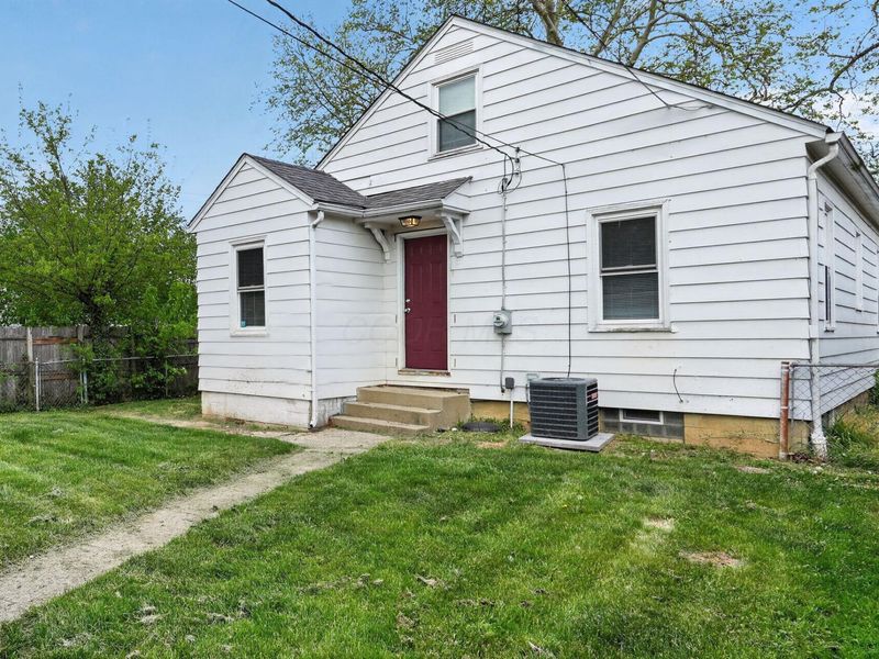 669 S Hampton Road , Columbus, OH 43213 Photo 4