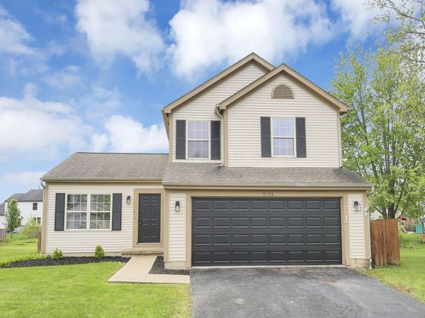 2251 Farmland Drive , Delaware, OH 43015