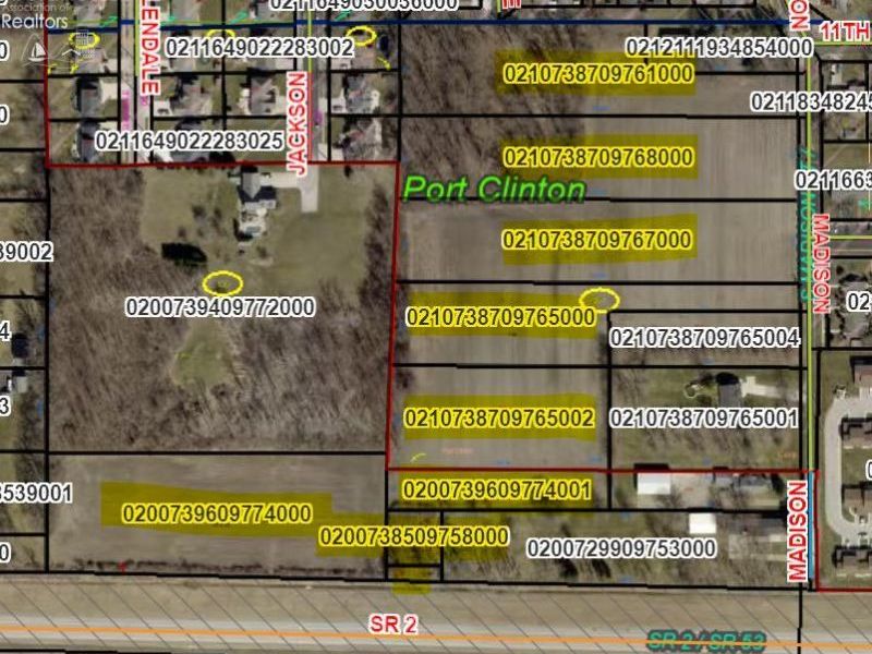 900 S Madison Street, Port Clinton, OH 43452 Photo 2