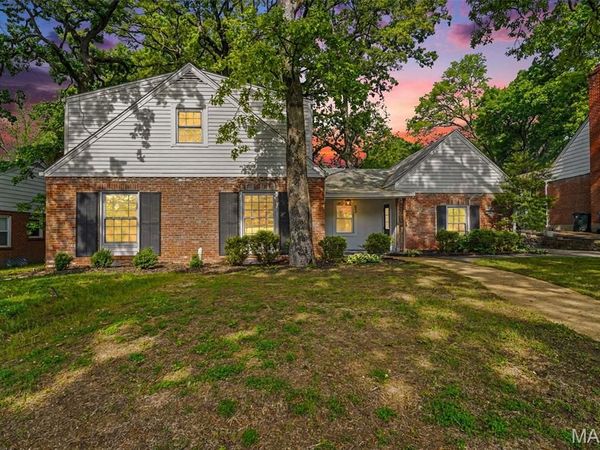 83 Chafford Woods, St Louis, MO 63144