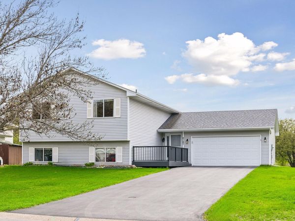 2187 Grimm Road, Chaska, MN 55318