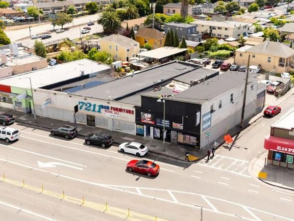 7201 International Boulevard, Oakland, CA 94621