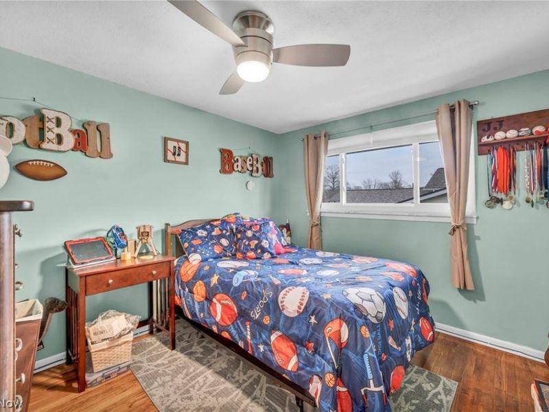 24281 Lebern Drive , North Olmsted, OH 44070 Photo 26