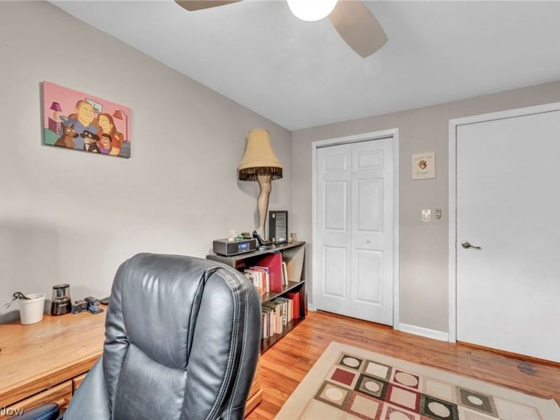 24281 Lebern Drive , North Olmsted, OH 44070 Photo 27