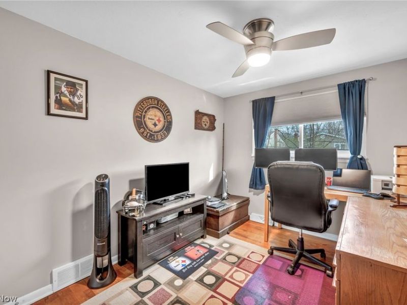 24281 Lebern Drive , North Olmsted, OH 44070 Photo 28