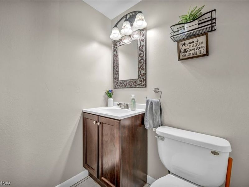 24281 Lebern Drive , North Olmsted, OH 44070 Photo 29