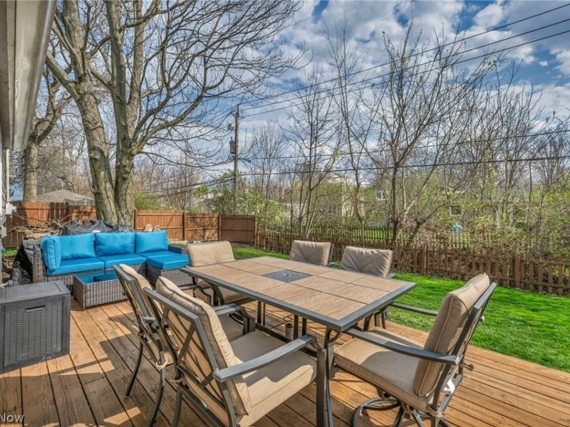 24281 Lebern Drive , North Olmsted, OH 44070 Photo 5