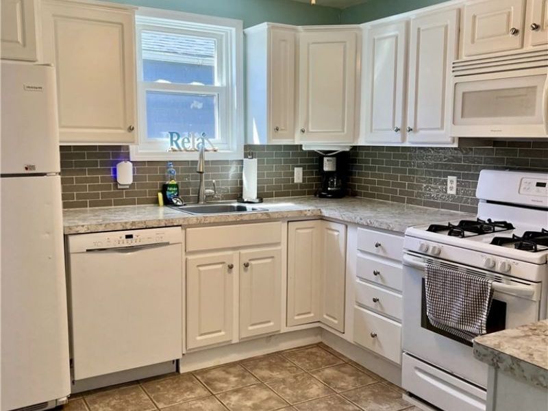 5187 Old Lake Road, Geneva on the Lake, OH 44041 Photo 7