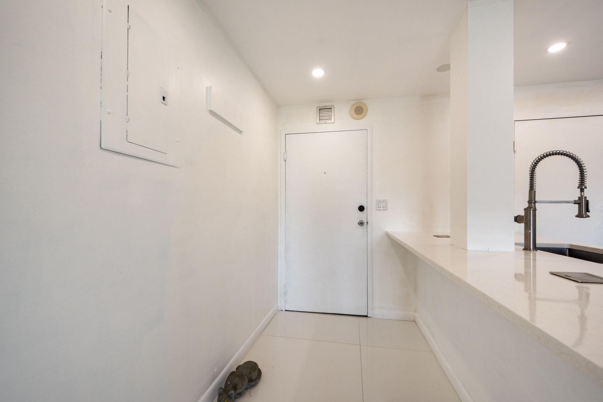 900 NE 18th Avenue, Unit 408, Fort Lauderdale, FL 33304 Photo