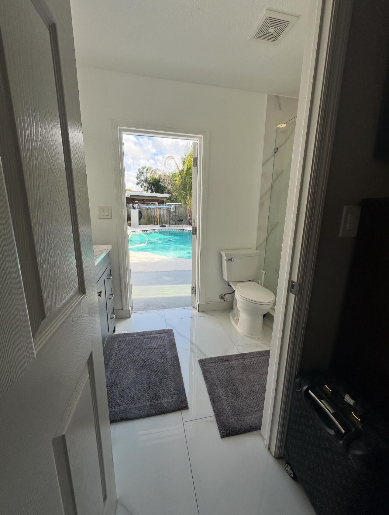 605 Toxaway Drive, West Palm Beach, FL 33413 Photo