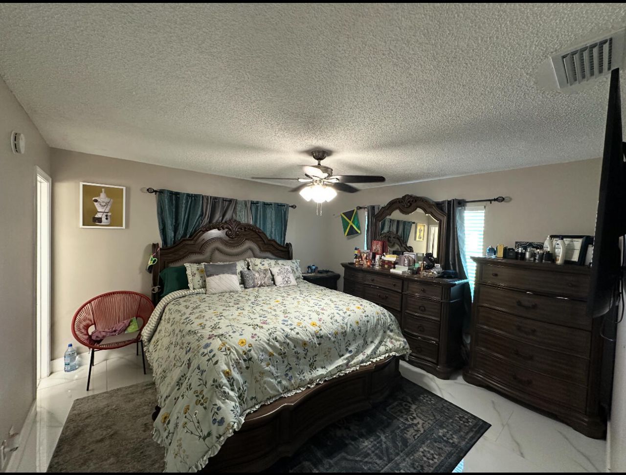 605 Toxaway Drive, West Palm Beach, FL 33413 Photo