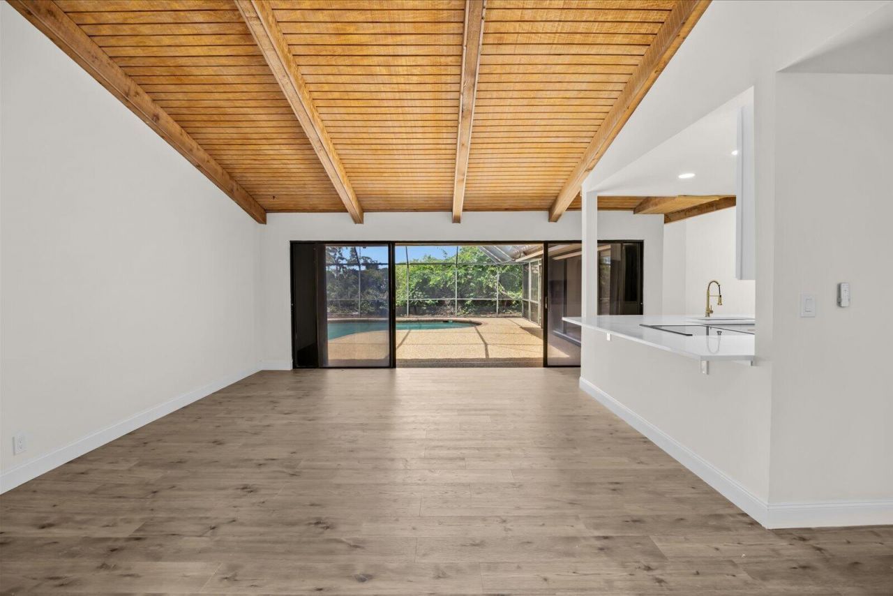 21143 N Escondido Way Way N, Boca Raton, FL 33433 Photo