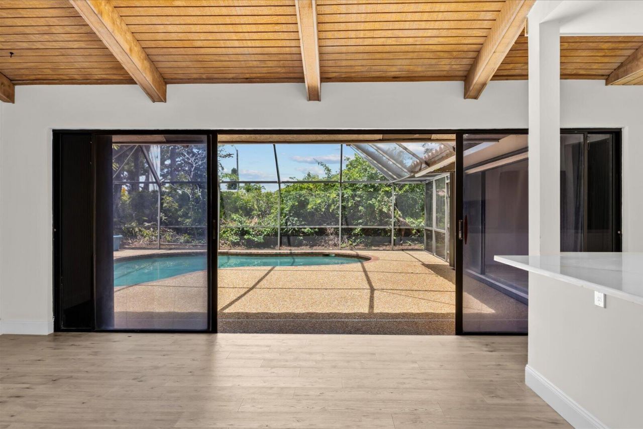 21143 N Escondido Way Way N, Boca Raton, FL 33433 Photo