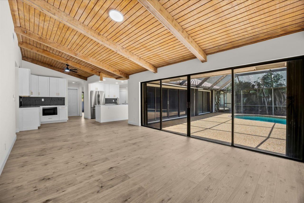 21143 N Escondido Way Way N, Boca Raton, FL 33433 Photo