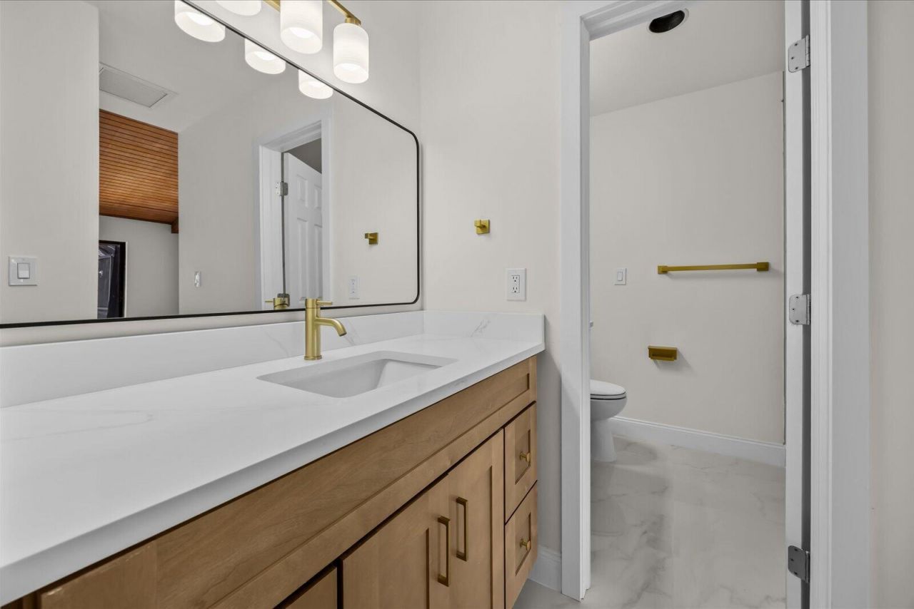 21143 N Escondido Way Way N, Boca Raton, FL 33433 Photo